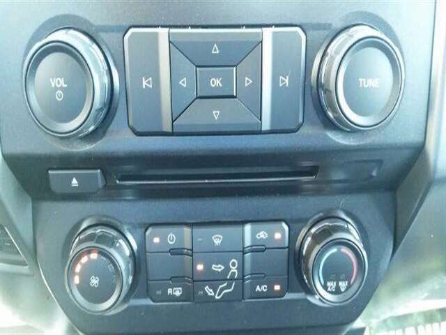 Ford F-350 Super Duty 2017 photo 12